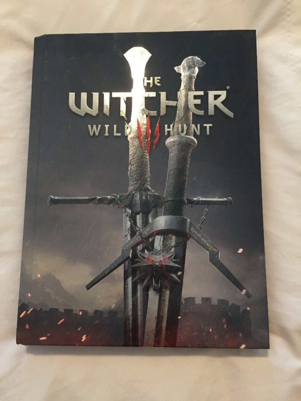 The Witcher Wild Hunt III 3 Prima Official Hardback Strategy Game Guide EUC